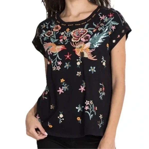 Johnny Was Soha Relaxed Sequin Tee XS Black Embroidered - Picture 1 of 8